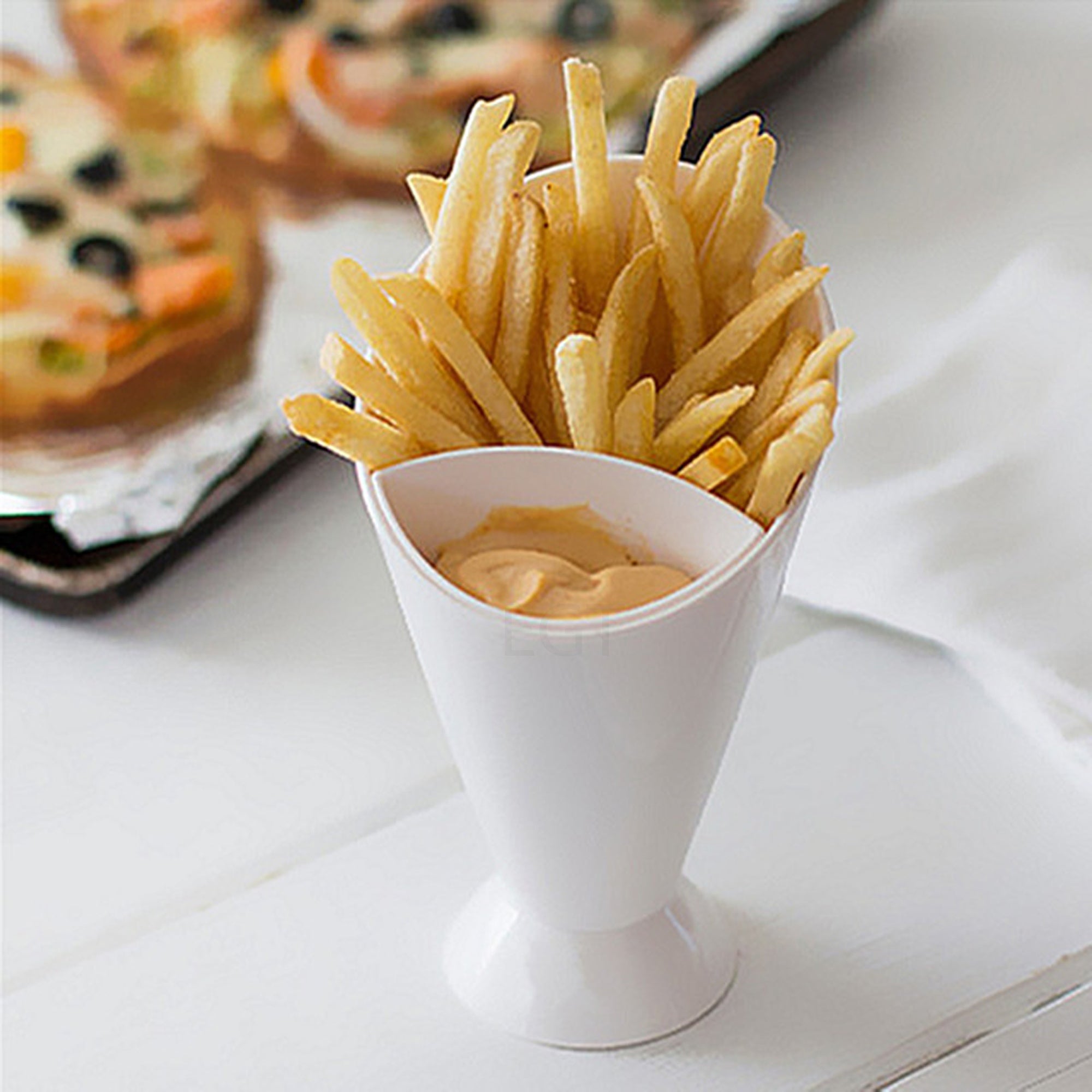 Chips French Fries & KetchUp Dipper Snack Holder Basket Stand Cones 2 Section UK Chips French Fries & KetchUp Dipper Snack Holder Basket Stand Cones 2 Section UK